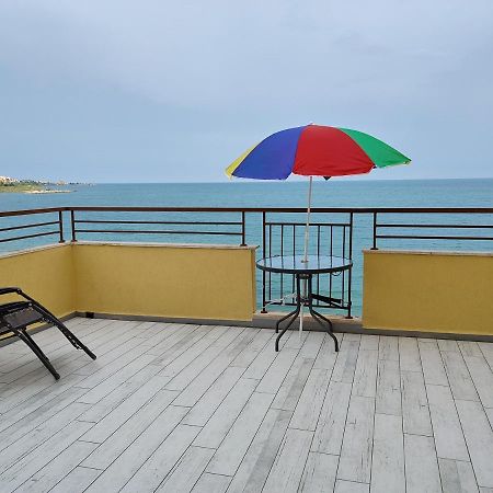 Akb Apartment Sea View Aheloy Eksteriør billede